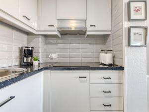 Apartment in Roses by the Waterfront