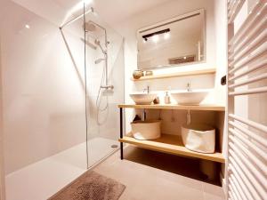 Apartment in Wenduine near Zeedijk Beach