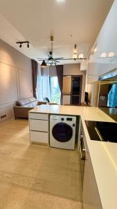 Star Suites KLCC Tower 2 by Flixses