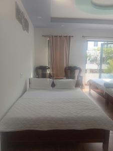 HOTEL MOTeL ĐỒNG KHỞI