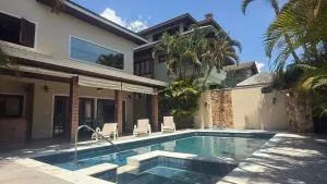 Casa Jardim das Colinas - Paratei