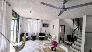 Casa campestre con piscina y jacuzzi en Melgar