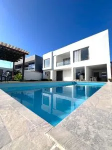 Villa de Lujo con Piscina Privada y BBQ, Cerca al Mar - Casa Abigail - 圣维罗尼卡