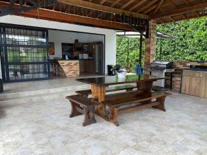 Finca Villa Andrea 1h20min desde Medellín Niquía