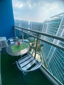 Condotel Azure Beachview