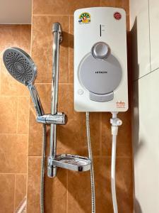 New 1-Bedroom Condo for Rent 0 Meters from BTS Wutthakat