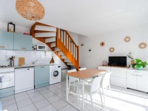 Pavillon 3 pièces avec vue mer, piscine et terrasse, animaux admis - FR-1-409-278