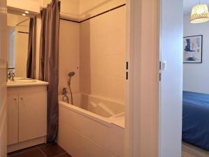 Charmant cocon avec WiFi à Merville-Franceville-Plage - FR-1-788-59