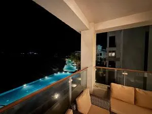 Sifah Poolside Paradise - Dhīqdah