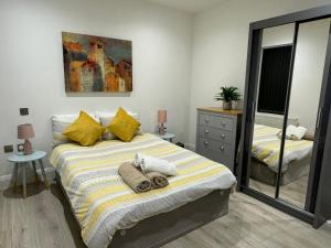 Heart Warming Getaway 1BR 1BA Private Patio