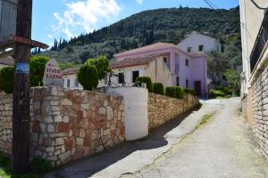 Iris Apartments Ithaka Greece