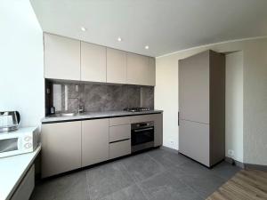 18 Deribasivska Street Jacuzzi Apartment