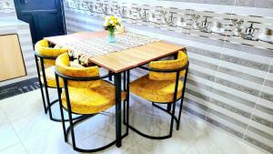 A Spacious 2 - Bedroom Master En-suite - Nanyuki