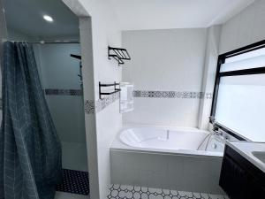 Chiangmai Courtyard Residence บ้านสวนสวย บ้านถวาย