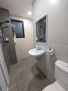 No 8 Homestay