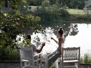 Into the Woods - Outdoor Bath, Firepit & Wood Fired Pizza Oven near Montville