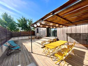 Maisons de vacances NUIKI Lodges - Gites : photos des chambres