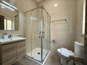 New Apartment! Walking distance to the three cities by SF Homes