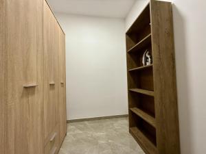 New Apartment! Walking distance to the three cities by SF Homes