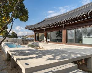 Andong Sanon Retreat