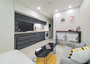 Jeju Centerpoint N Hotel