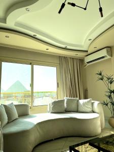 High-Rise Pyramids View - 5 Min Walk To sphinx!