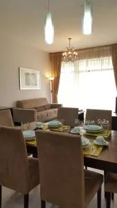 City Tropical Home I - 丹绒武雅