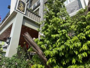 Kep Sea View Hotel & Sky Bar