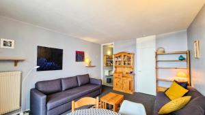 Résidence Vega - Studio lumineux · Proche des pistes et des commerces · Balcon MAE-1641