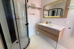 Maisons de vacances Pretty 7-people house 5 min from Opio Golf Club : photos des chambres