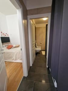 Five Roses Studio Flat img14