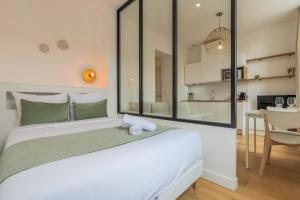 Grand studio rénové, proche tram