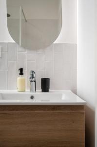 Appartements Grand studio renove, proche tram : photos des chambres