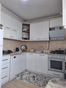 3 EGE Üniversite ve Hastanesi YAKINI Aileye-Firma Çalışanlarına uygun