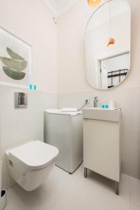 Park Praski Deluxe Studio by BookingHost