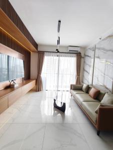 Sky House BSD 3 BR Beside AEON Mall BSD