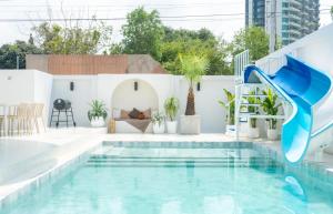 White Villa Jomtien Beach