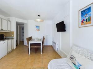 450m de la plage, appartement en résidence pour 4