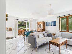 Maisons de vacances Maison pour 6 en bord de mer - Jardin et piscine : photos des chambres