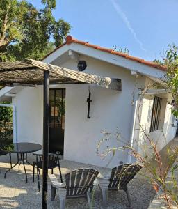 Maisons de vacances L'annexe des Cigales, a l'ombre des chenes lieges : photos des chambres