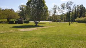 Maisons de vacances Escapade a 2 sur Auriac avec jardin cosy : photos des chambres