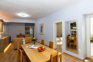 Central Athens Charm