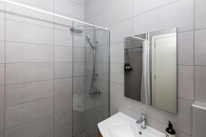 Central Athens Charm