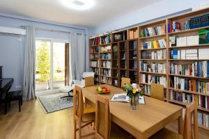 Central Athens Charm