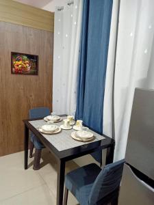 Lens Den 2 Entire Flat in Pasay City Mall of Asia Manila