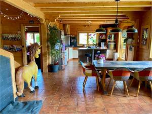 Chalets Chalet de Meyje : photos des chambres