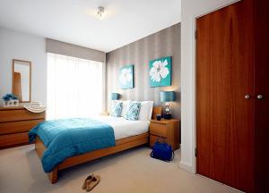 Reading Modern Two Bedroom Apartment