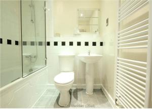 Reading Modern Two Bedroom Apartment