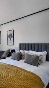 Nine Palms Studio Unit Block 2