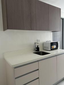 The Bauhouse Studio with Balcony near Eastwood